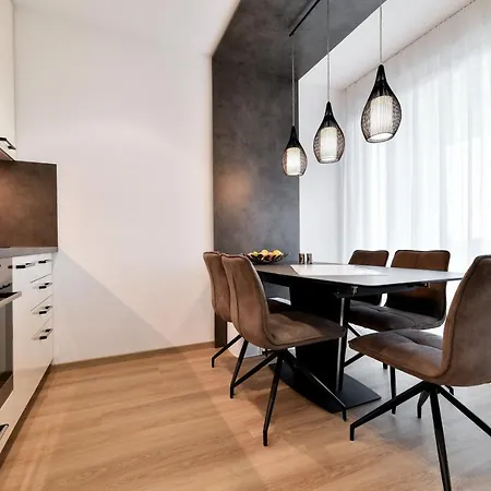 Crowonder & Oaza With Heated Swimming Pool And Sauna 4*