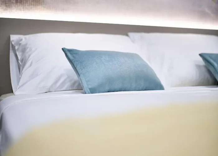 Aparthotel Crowonder & Oaza With Heated Swimming Pool And Sauna